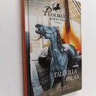 Jenny Oldfield : Talleilla palaa - pikkukuva 1
