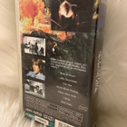 APULANTA:MUSTAHEVONEN VHS - pikkukuva 2