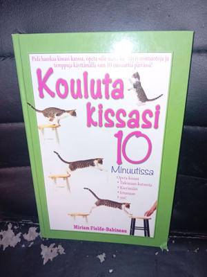 Fields-Babineau : Kouluta kissasi 10 minuutissa ( SIS POSTIK