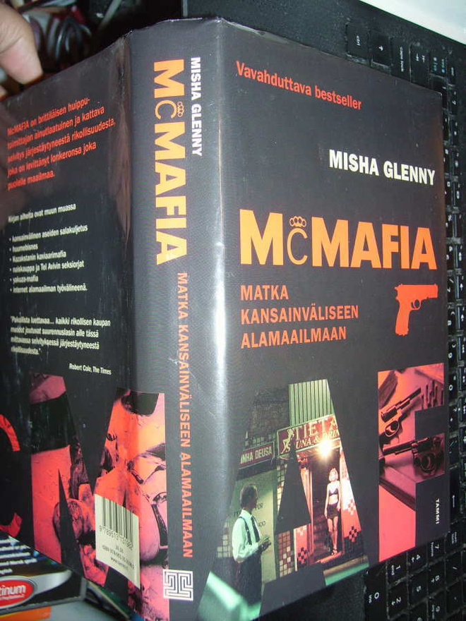 Misha Glenny  McMAFIA ( 1 p. 2008 ) Sis.postikulut