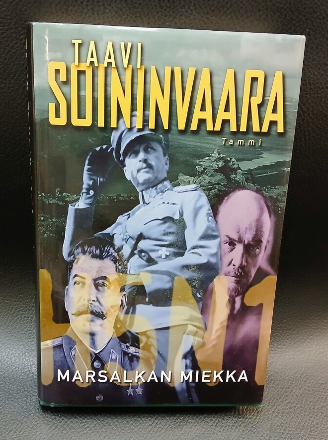 Taavi Soininvaara "Marsalkain miekka" sig.