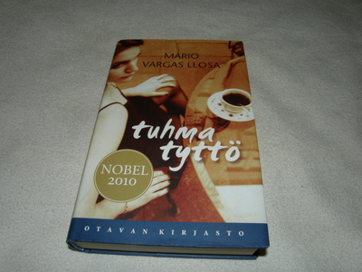 Mario Vargas Llosa Tuhma tyttö -sid