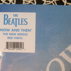 THE BEATLES NOW AND THEN RED VINYL - pikkukuva 2