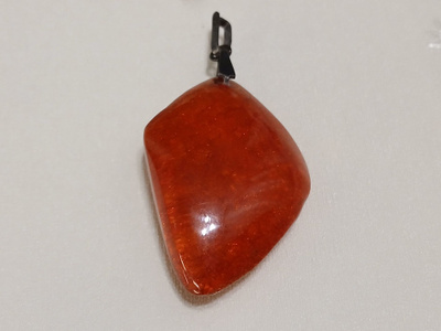 Vintage Hopea Meripihka riipus baltic amber itämeren