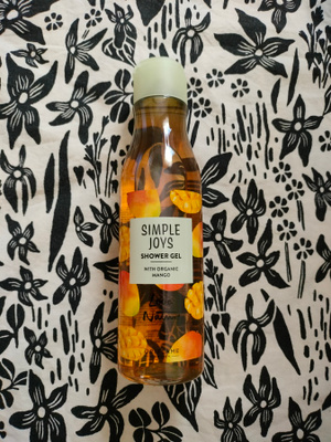 ~Oriflame Organic Mango Love Nature -suihkugeeli~