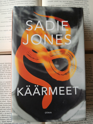 Sadie Jones - Käärmeet (sid.)