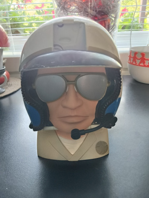 Micro Machinen poliisikypärä-sarja