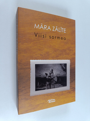 Mara Zalite : Viisi sormea