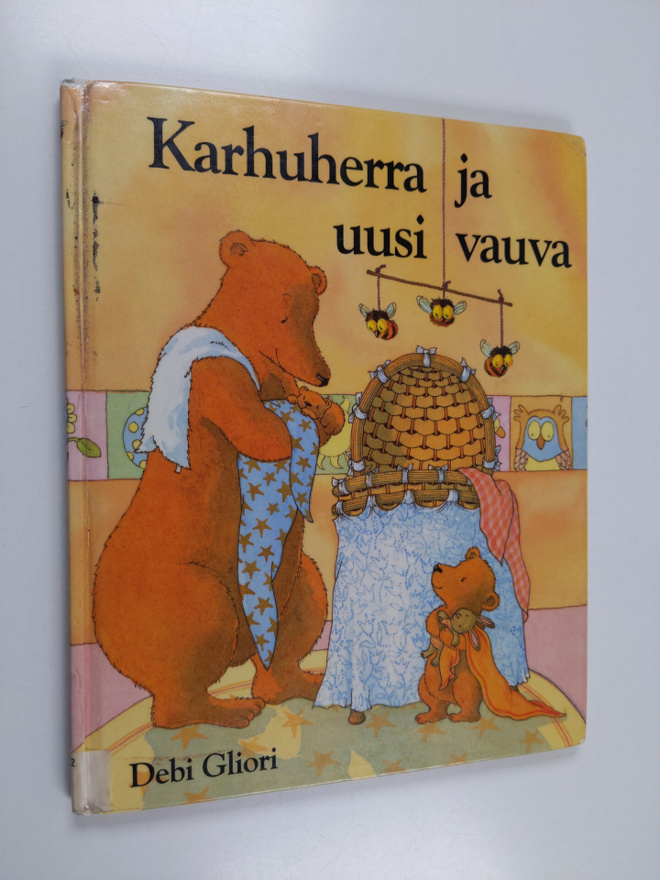 Debi Gliori : Karhuherra ja uusi vauva