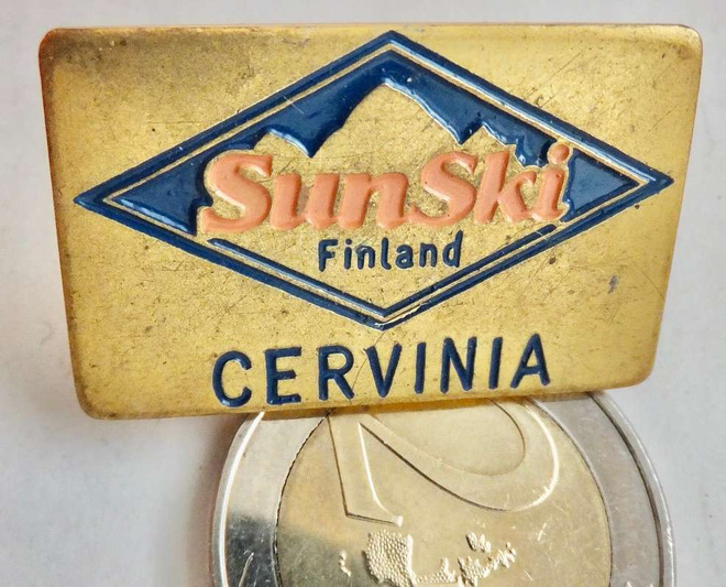 VANHA Merkki Kokardi? Cervinia SunSki Finland Mikä lie?