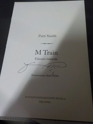 PATTI SMITH NIMIKIRJOITUS + B/W KUVA