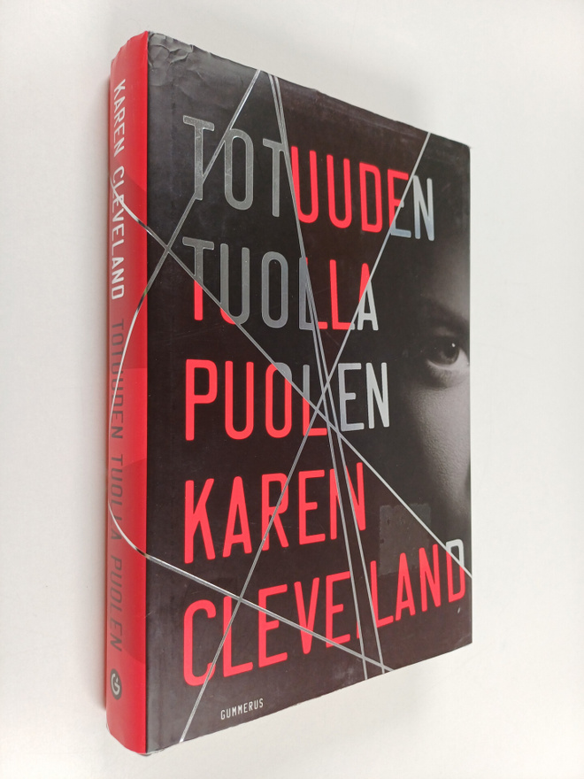 Karen Cleveland : Totuuden tuolla puolen