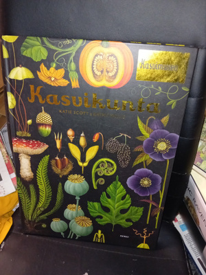 Katie Scott : Kasvikunta ( SIS POSTIKULU )