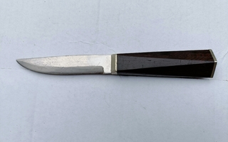 Helle He 30 puukko