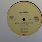 BALTIMORA :: LIVING IN THE BACKGROUND :: VINYYLI LP 1985 - pikkukuva 4