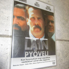 LAIN PYÖVELI - DVD : AVAAMATON - pikkukuva 1
