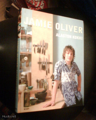 Jamie Oliver  ALASTON KOKKI  ( 5 p. 2003 ) Sis.postikulut