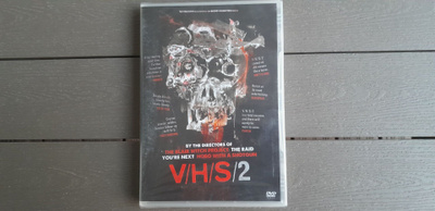 DVD: VHS 2 / V/H/S/2 (Simon Barrett, Adam Wingard 2013) UUSI