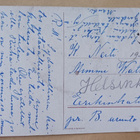 Lapsi laskee vettä astiaan, lintu häkissä, p. 1920-l. - pikkukuva 2