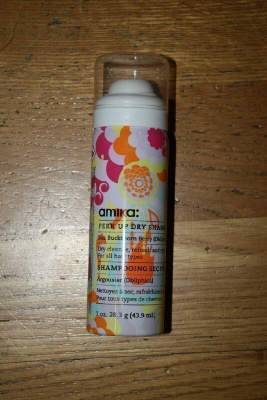 Amika Perk Up kuivashampoo 1 oz / 43,9 ml