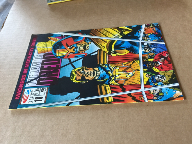 FLEETWAY QUALITY THE LAW OF DREDD 18 HYVÄ