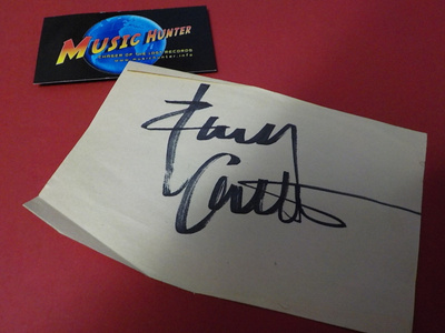 RANDY CASTILLO NIMIKIRJOITUS