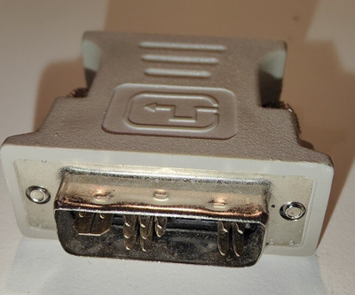 VGA - DVI A adapteri