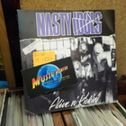 NASTY IDOLS - ALIVE N KICKIN M-/EX+ 7" - pikkukuva 1