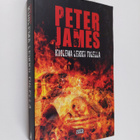 Peter James : Kuolema leikkii tulella - pikkukuva 1