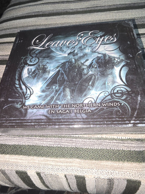 Leaves' Eyes – We Came With the Northern Winds 2CD+2DVD – UU