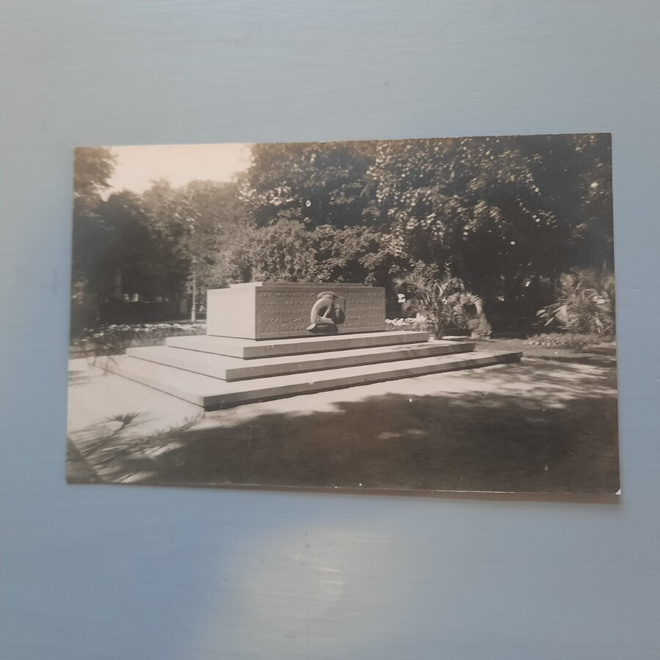 PK Helsinki 1918 muistomerkki saksalaisille kaatuneille *