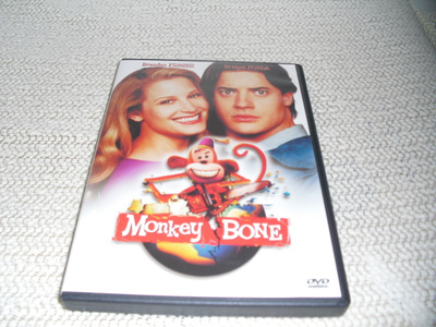 MONKEY BONE (Brendan Fraser)***