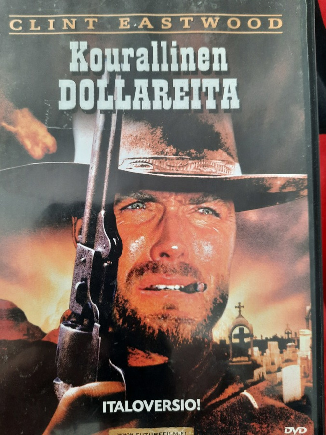 KOURALLINEN DOLLAREITA - ITALOVERSIO - DVD