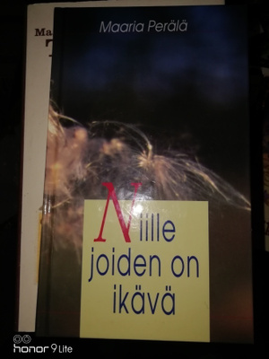 Maaria Perälä Niille joilla on ikävä