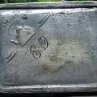 Sodanaikainen peltirasia, koko 65 × 51 mm. Vuosilta 1939–194 - pikkukuva 3