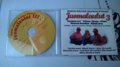 Suurin Piirtein Suomen Parraat JUOMALAULUT 3 -V/A