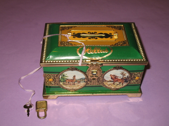 HELLAS: Vanha KONVEHTIRASIA