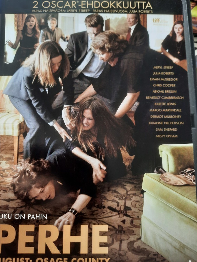 PERHE AUGUST:OSAGE COUNTY Meryl Streep Julia Roberts