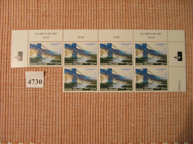 Postimerkkejä 7 kpl Suomen Lippu 7.5.1998.