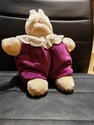 Ainu pupu, violetti