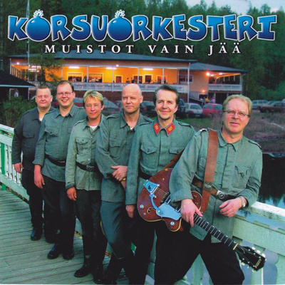 KORSUORKESTERI: Muistot vain jää (CD), 2004