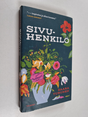 Saara Turunen : Sivuhenkilö