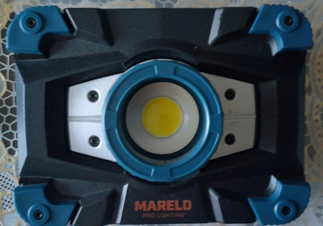 Akkuvalaisin MARELD 1500 RE ZOOM IP54, 1500 Lumen 20 wattia