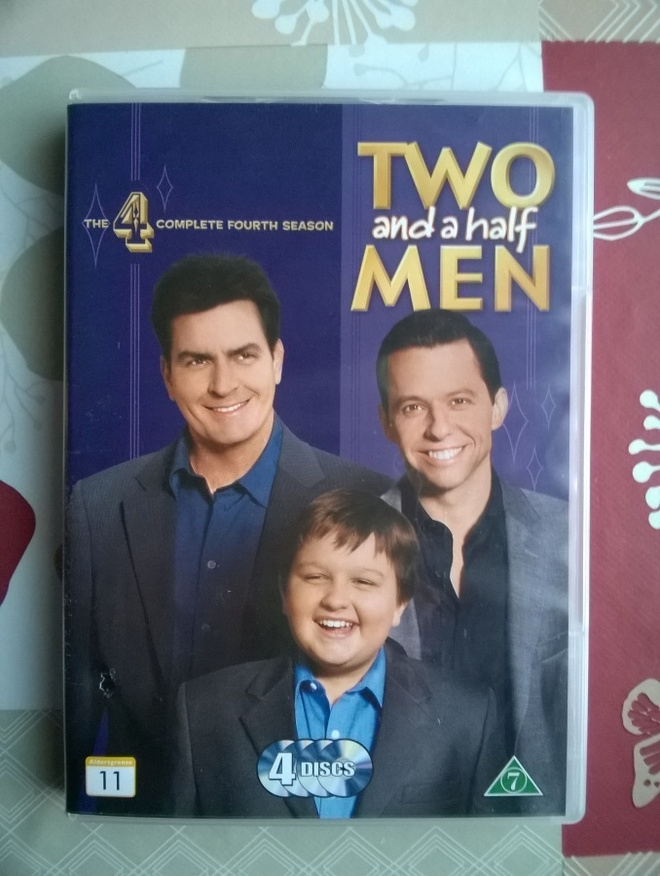 Miehen Puolikkaat - Kausi 4 DVD