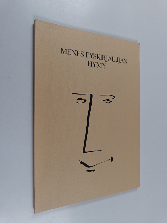 Menestyskirjailijan hymy