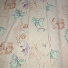 Pitkät verhot :violetilla pohjalla kukkia 136x138cm - pikkukuva 4