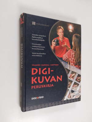 Jarkko Viljanen : Digikuvan peruskirja