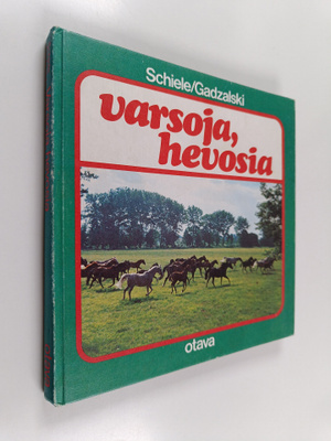 Erika Schiele : Varsoja, hevosia