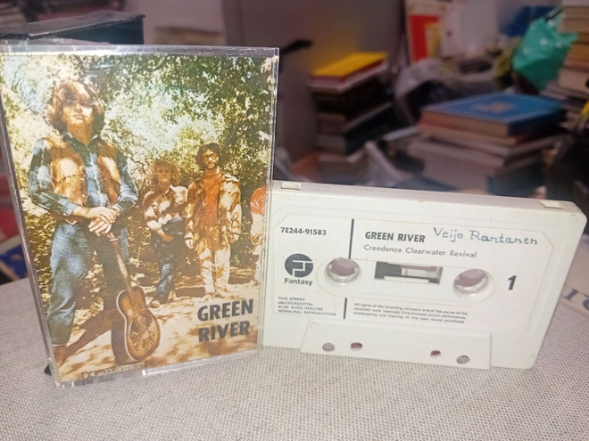 C-kasetti CCR : Green River ( SIS POSTIKULU )