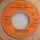 FREDDIE HART & HEARTBEATS :: WARM SIDE OF YOU :: VINYYLI 7" - pikkukuva 3
